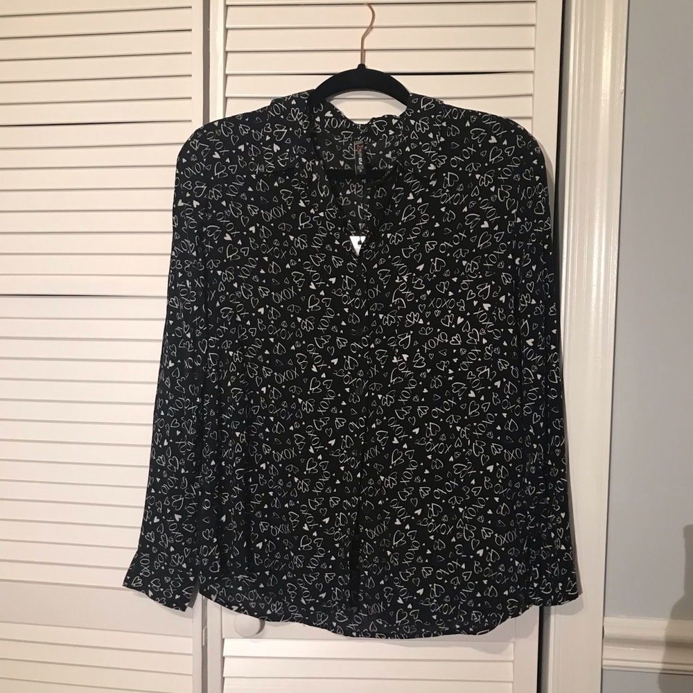 Black&White blouse!